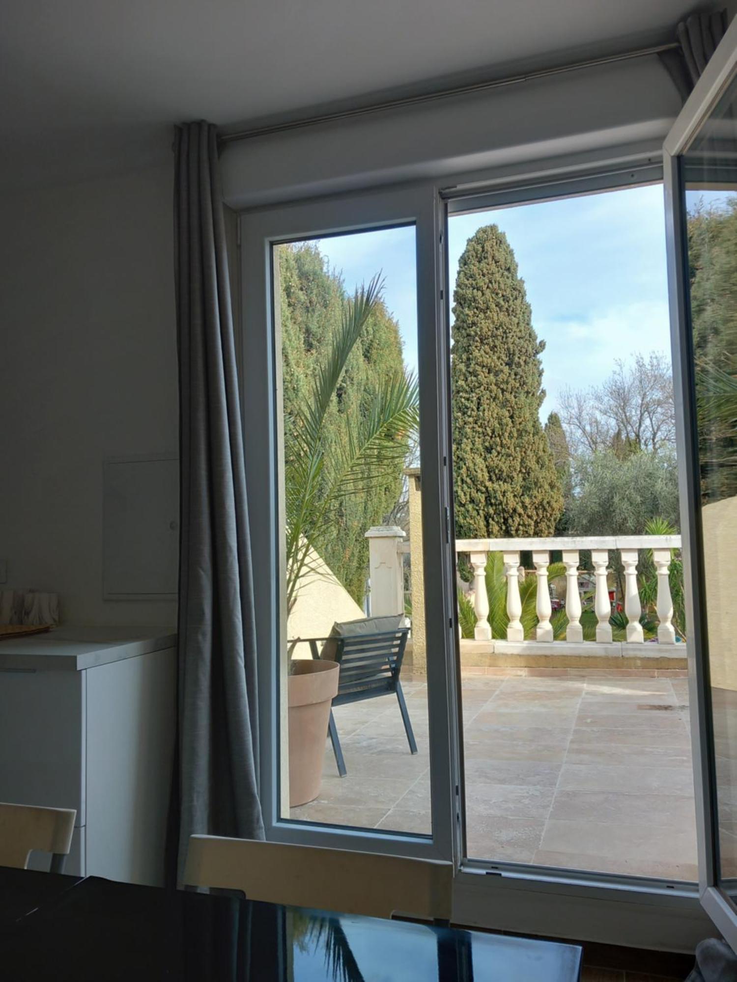 Appartement Independant Dans Une Villa Miramas Buitenkant foto